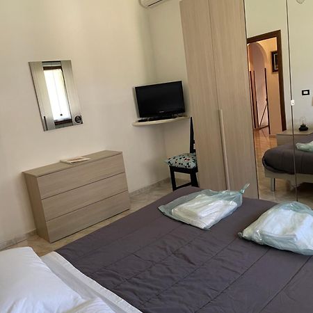 Appartamento A Marina Di San Nicola Roma Palo  Екстер'єр фото